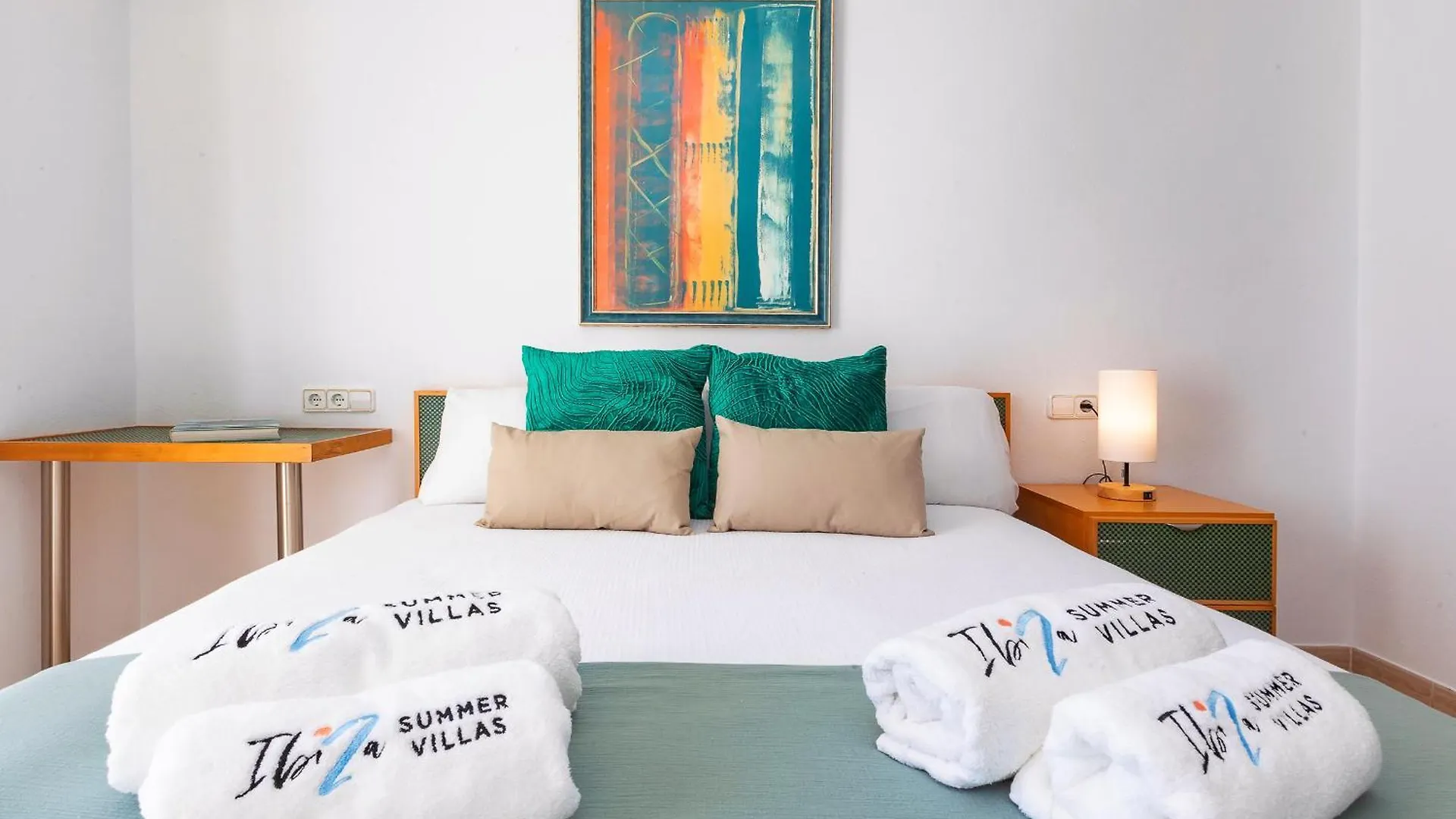 Villa Near Ibiza Town Sleeps 8 - Can Fluxa Can Furnet Spagna