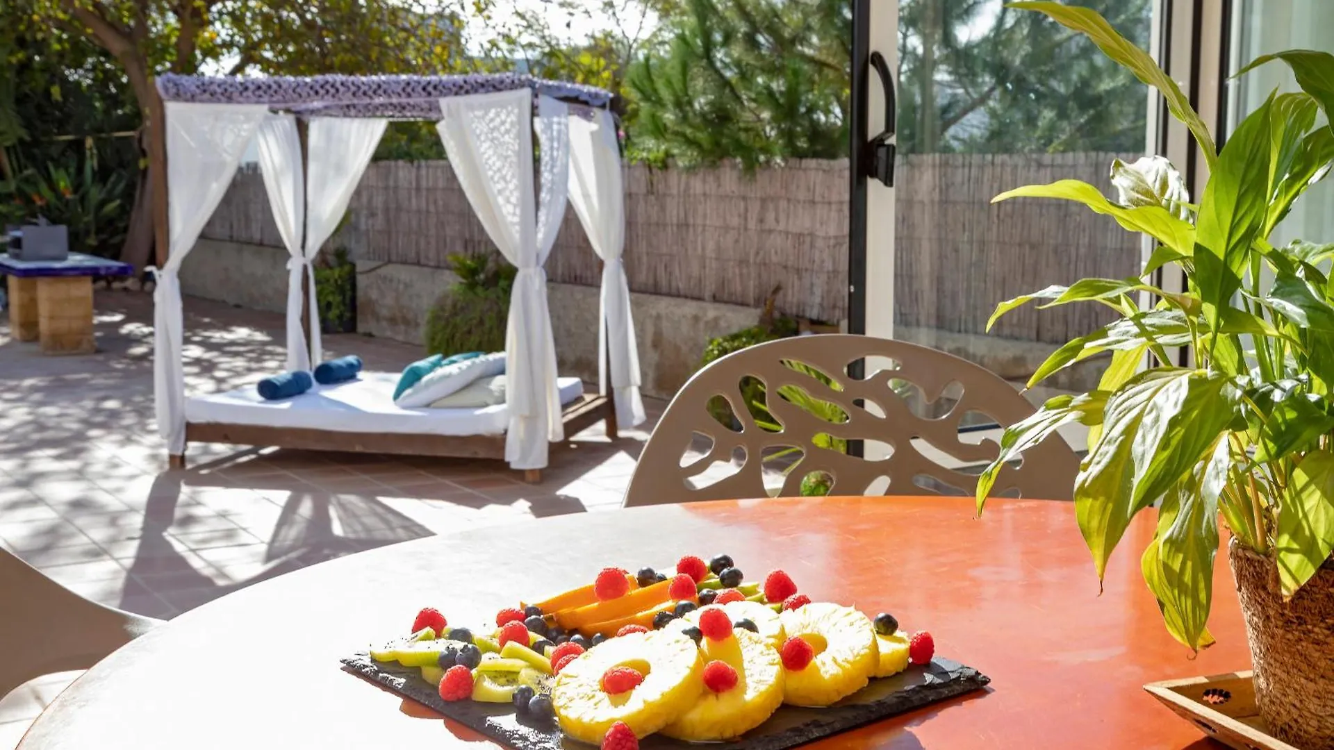 Villa Near Ibiza Town Sleeps 8 - Can Fluxa Can Furnet Spagna