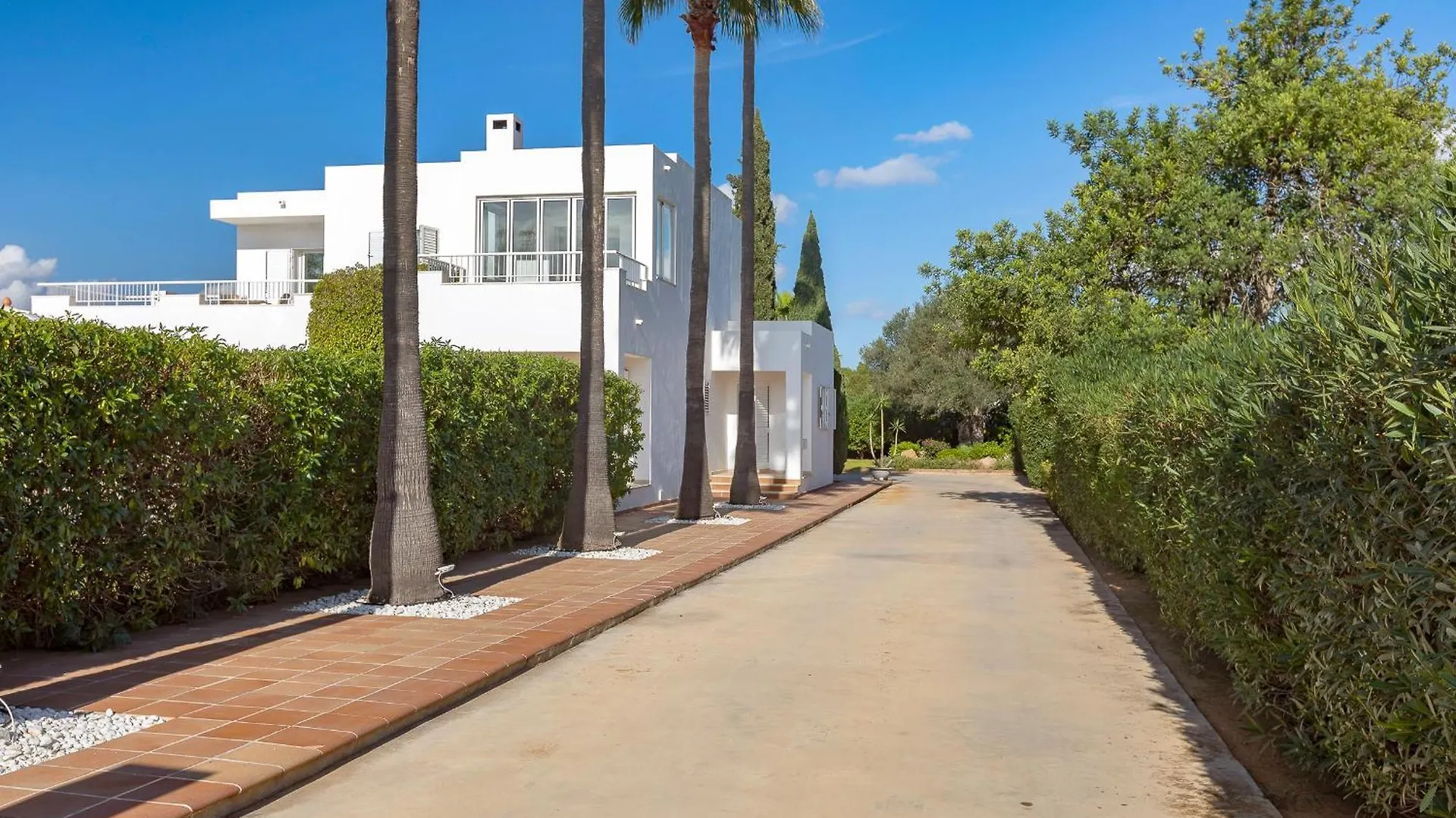 Villa Near Ibiza Town Sleeps 8 - Can Fluxa Can Furnet Španělsko