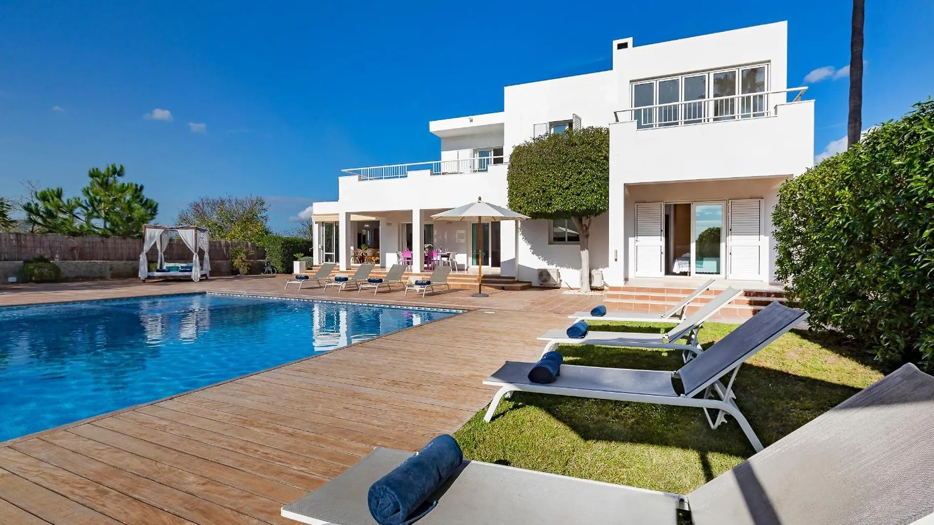 Villa Near Ibiza Town Sleeps 8 - Can Fluxa Can Furnet
